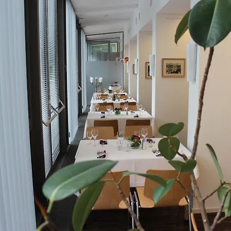 Ausbildungshotel St. Theresia מינכן