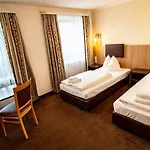 Ausbildungshotel St. Theresia 2* München