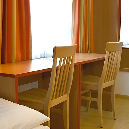Ausbildungshotel St. Theresia 2* 慕尼黑