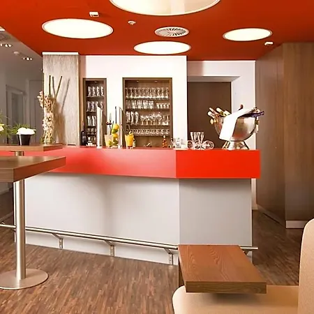 酒店 Ausbildungshotel St. Theresia 2*