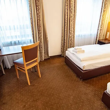 فندق Ausbildungshotel St. Theresia