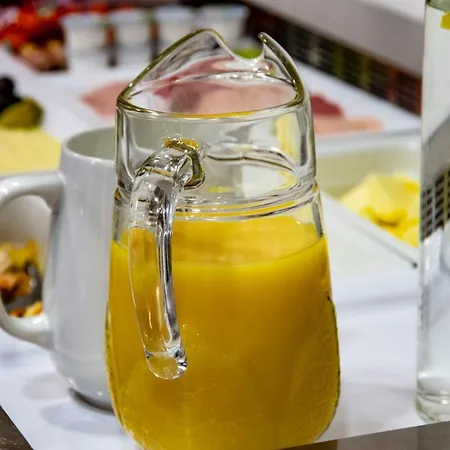 Ausbildungshotel St. Theresia فندق
