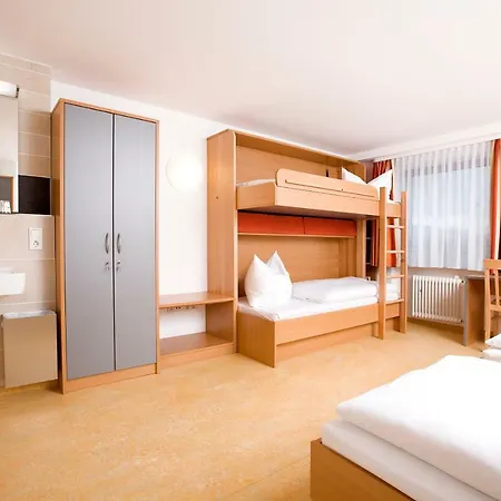 Ausbildungshotel St. Theresia 2* München