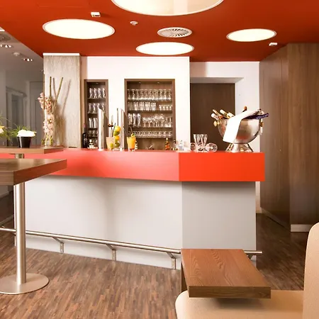 Hotel Ausbildungshotel St. Theresia 2*